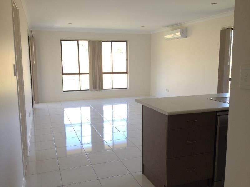 21 Florida Crescent, Parkhurst QLD 4702